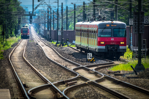 DC-DC converter application in railway transportation